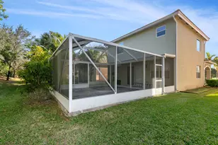 1086 NW Leonardo Cir, Port Saint Lucie, FL 34986 - Photo 6
