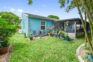 7910 Burlwood Ln, Lake Worth, FL 33467 - Photo 18