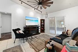 7910 Burlwood Ln, Lake Worth, FL 33467 - Photo 8