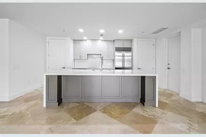 178 Lake Drive #4202, Palm Beach Shores, FL 33404 - Photo 2