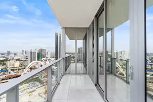 851 NE 1st Ave, Miami, FL 33130 - Photo 18
