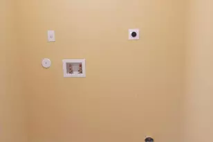 4444 NW 23rd Ave, Miami, FL 33142 - Photo 2