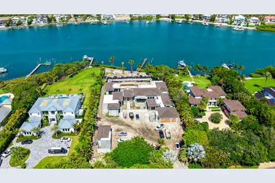 508 S Beach Road, Jupiter Island, FL 33455 - Photo 4