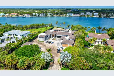 508 S Beach Road, Jupiter Island, FL 33455 - Photo 1