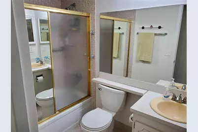 540 Mansfield, Boca Raton, FL 33434 - Photo 8