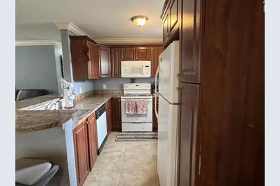 5636 NE 5th Avenue, Oakland Park, FL 33334 - Photo 8