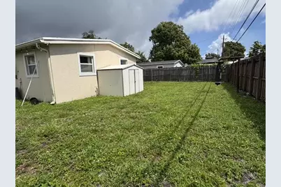 5636 NE 5th Avenue, Oakland Park, FL 33334 - Photo 20