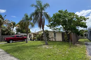 5636 NE 5th Ave, Oakland Park, FL 33334 - Photo 2