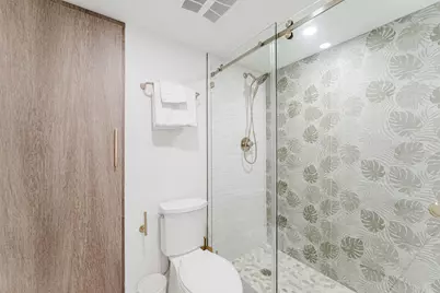 1075 Spanish River Road #7, Boca Raton, FL 33432 - Photo 30