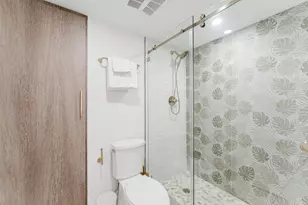 1075 Spanish River Rd, Boca Raton, FL 33432 - Photo 30