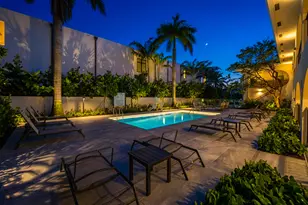 1075 Spanish River Rd, Boca Raton, FL 33432 - Photo 14