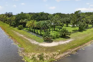 1030 Arabian Dr, Loxahatchee, FL 33470 - Photo 32