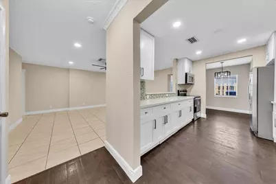 4641 SW 43rd Avenue, Dania Beach, FL 33314 - Photo 8