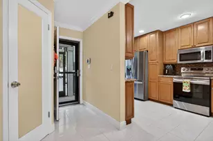 3327 Carambola Cir S, Coconut Creek, FL 33066 - Photo 16