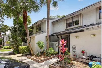 3327 Carambola Circle S, Coconut Creek, FL 33066 - Photo 2