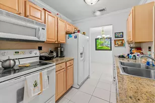 3002 Cardinal Dr, Delray Beach, FL 33444 - Photo 8