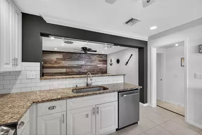 1964 Circle Drive, North Palm Beach, FL 33408 - Photo 8