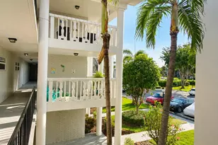 30 Colonial Club Dr, Boynton Beach, FL 33435 - Photo 2