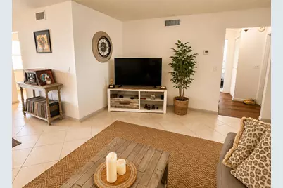 30 Colonial Club Drive #203, Boynton Beach, FL 33435 - Photo 8