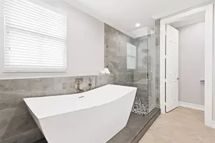 3235 NE 13th St, Pompano Beach, FL 33062 - Photo 12