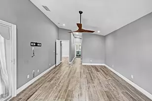 829 SE Westminster Pl, Stuart, FL 34997 - Photo 16