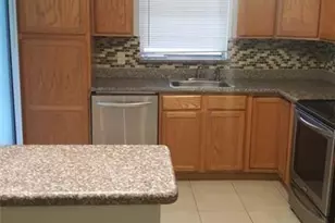 180 NE 12th Ave, Hallandale Beach, FL 33009 - Photo 4