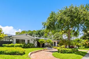 2811 NE 53rd Ct, Lighthouse Point, FL 33064 - Photo 1