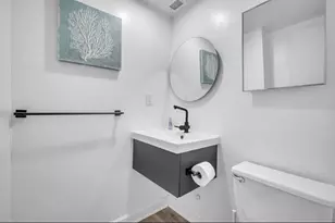 4001 S Ocean Dr, Hollywood, FL 33019 - Photo 18