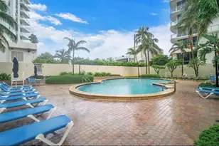 4001 S Ocean Dr, Hollywood, FL 33019 - Photo 24