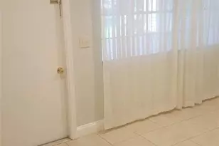 180 NE 12th Ave, Hallandale Beach, FL 33009 - Photo 6