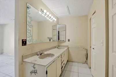 4240 NW 74th Avenue, Lauderhill, FL 33319 - Photo 8