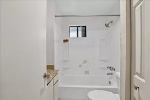 4240 NW 74th Ave, Lauderhill, FL 33319 - Photo 18