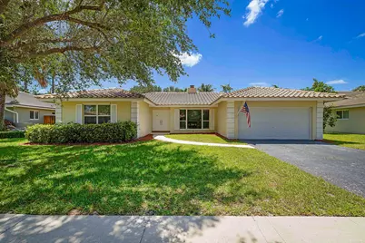 20869 Sonrisa Way, Boca Raton, FL 33433 - Photo 1