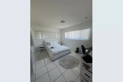 600 Hibiscus Drive, Hallandale Beach, FL 33009 - Photo 18