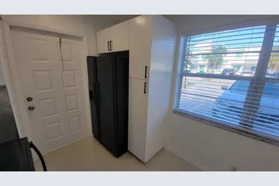 831 NW 14th Way #1-2, Fort Lauderdale, FL 33311 - Photo 6