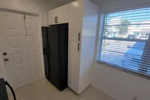 831 NW 14th Way, Fort Lauderdale, FL 33311 - Photo 6