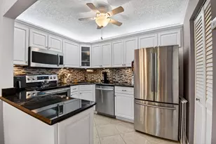 207 Pine HOV Cir, Greenacres, FL 33463 - Photo 4