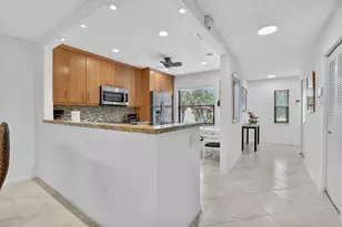 8310 Casa Del Lago, Boca Raton, FL 33433 - Photo 10