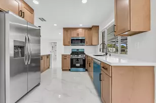 9351 NW 20th Pl, Sunrise, FL 33322 - Photo 12