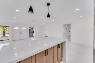 9351 NW 20th Pl, Sunrise, FL 33322 - Photo 16