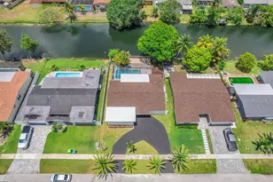 9351 NW 20th Pl, Sunrise, FL 33322 - Photo 42