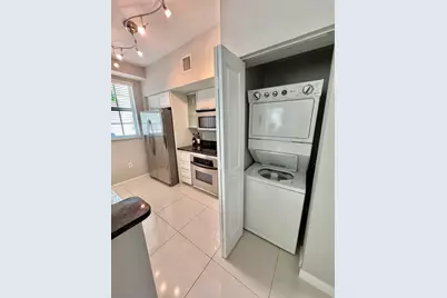 225 NE 1st Street #405, Delray Beach, FL 33444 - Photo 12