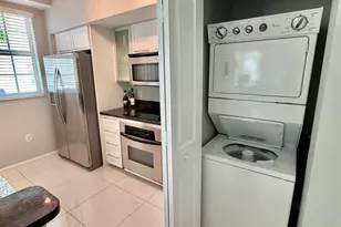 225 NE 1st St, Delray Beach, FL 33444 - Photo 12