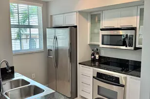 225 NE 1st St, Delray Beach, FL 33444 - Photo 14