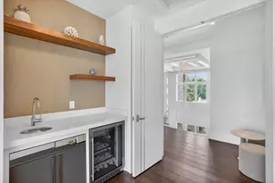 39 Pelican Dr, Fort Lauderdale, FL 33301 - Photo 48