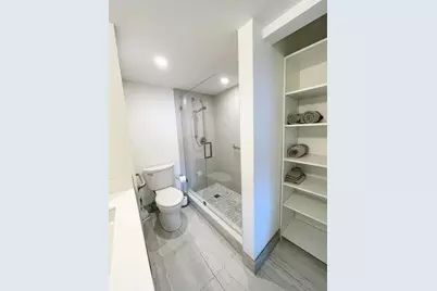 1030 Rexford B, Boca Raton, FL 33434 - Photo 16