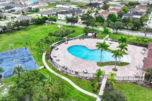 9323 Breakers Row, Fort Pierce, FL 34945 - Photo 6