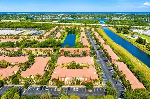 340 Lake Monterey Cir, Boynton Beach, FL 33426 - Photo 4