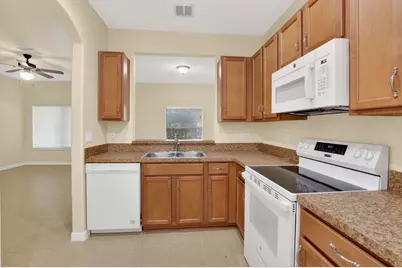 340 Lake Monterey Circle, Boynton Beach, FL 33426 - Photo 26