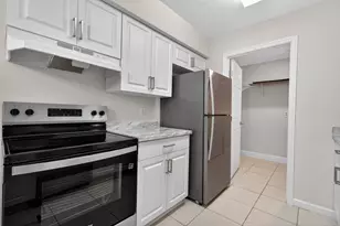 3911 NW Cinnamon Tree Cir, Jensen Beach, FL 34957 - Photo 22